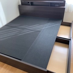 クイーンサイズ　ベッドフレーム　ニトリの画像