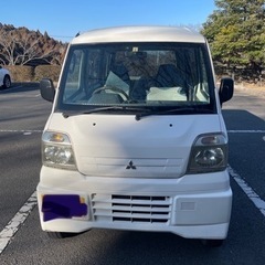 ミニキャブバンです。