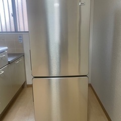 洗濯機、冷蔵庫売ります　金額要相談　取りに来る日が早ければ優遇致します