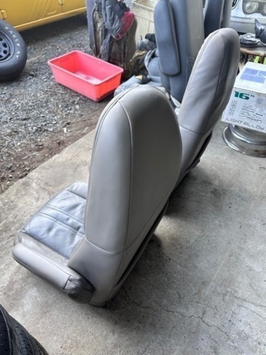 1995’Chevy Astro Front seats