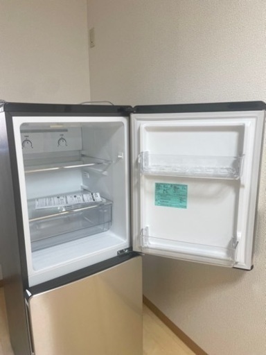 冷蔵庫売ります　金額要相談　取りに来る日が早ければ優遇致します