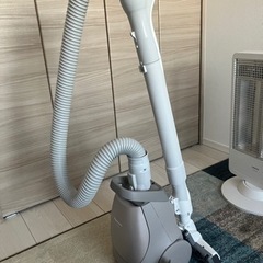 パナソニック紙パック式掃除機