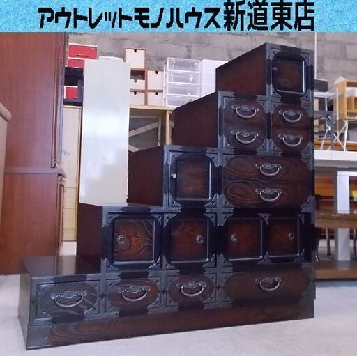 民芸調 階段箪笥 幅113cm ケヤキ 天然木 左下り 和箪笥 和風 重厚金具 飾り棚 けやき 欅 水屋箪笥 伝統 札幌市東区 新道東店