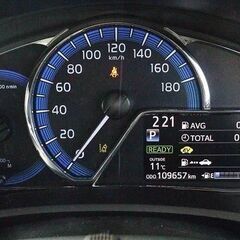 😊東海エリア・自社ローン取り扱い店！ 最長36回！　カローラフィールダー HV G W×B 後期モデルの画像