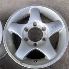 社外ホイル15x6.5+30 139.7/6穴の画像
