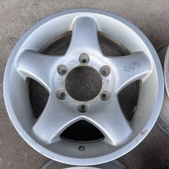 社外ホイル15x6.5+30 139.7/6穴の画像