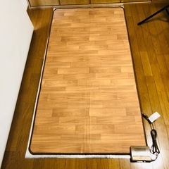 ★値下げしました★【美品・新品同様】元値12,800円 フローリ...