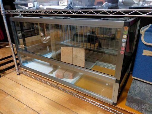 爬虫類ケージ　タフタンク90