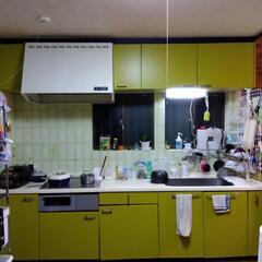 システムキッチン　吊り戸棚　無料。