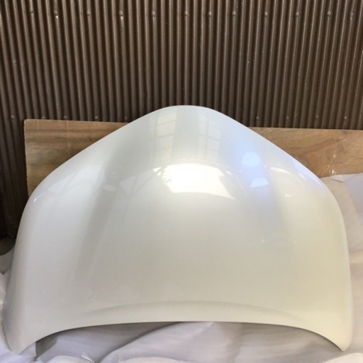 Toyota トヨタ　ボンネット　名古屋市内無料配送　引き取り限定