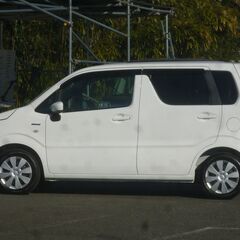 家で買える！R4年 ワゴンＲハイブリッド４ＷＤ検9/1ワイドナビRカメラ！ドラレコＥＴＣ！スマートキー！走行1千キロ！黒内装！国定駅４キロor伊勢崎駅７キロor前橋駅13キロの画像