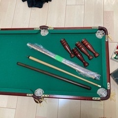 （決まりました）ダーツとビリヤード台のセットです