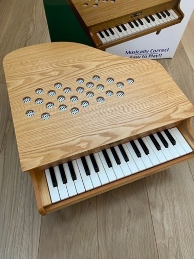 カワイ　グランドピアノ　ミニピアノ