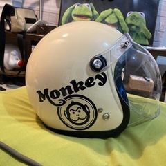 新品同様　モンキーヘルメット🐵