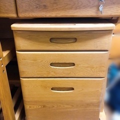 【掲載3月31日まで】学習机 ヒカリサンデスクの画像