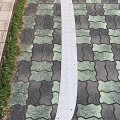 前出しバンパー　2t 標準orワイド　アルミ縞板　デコトラ　1955×173×3の画像