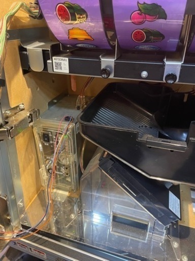 パチスロ実機 sammy サミー 北斗の拳 世紀末救世主伝説 コイン不要機 100V 無段階ボリューム不良音無し スロット 家庭用電源