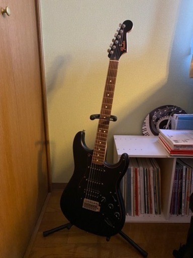 【美品】エレキギター／Fender STRATOCASTER