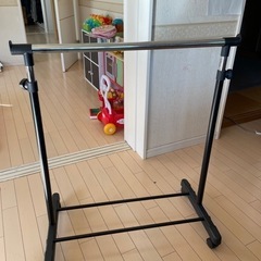 ハンガーラック