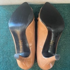 DIANA 22.5cmヒール高さ6cm 美品の画像