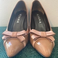 DIANA 22.5cmヒール高さ6cm 美品の画像