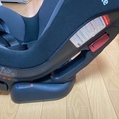 チャイルドシート　joieの画像