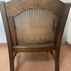 「取引完了」ダイニングチェアの画像