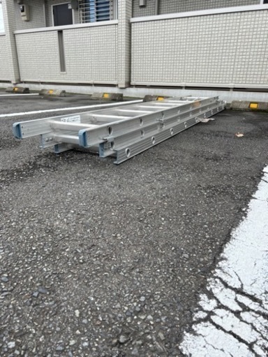 【7/25更新】長谷川工業 屋根まで届く３連ハシゴ