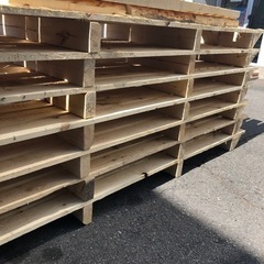 フィンランド製パレット木材ゆずりますの画像