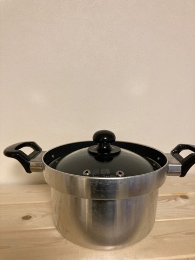 炊飯鍋　リンナイのガスコンロで使用してました。