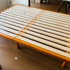 ダブルベッド