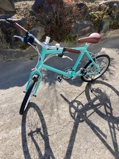 比較的美品ミニベロWEEK END BIKE7段変速タイヤサイズ20×1.50