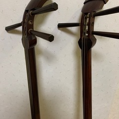 値下げ
中古三味線　2セットケース付　汚れ　破れありの画像