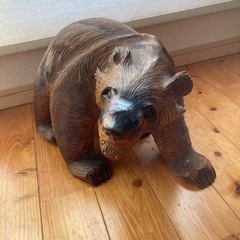 熊の置物の画像