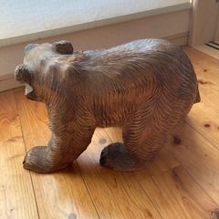 熊の置物の画像