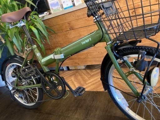 【前後タイヤ・チューブ新品！】6段変速　カゴ付き20インチ折りたたみ自転車　モスグリーン