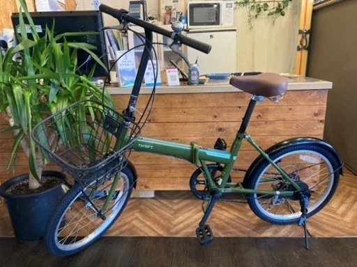 【前後タイヤ・チューブ新品！】6段変速　カゴ付き20インチ折りたたみ自転車　モスグリーン