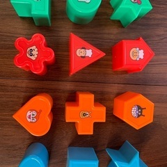 アンパンマン　まるまるパズルの画像