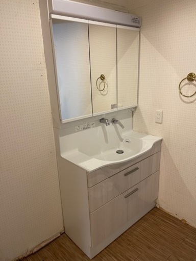 洗面化粧台　もう直ぐ消去します。お早めに