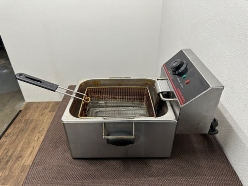 ダイシン　業務用　電気フライヤー　６L　卓上型　２０２１年製　店舗　飲食店　FL-DS6