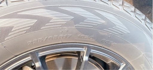 スタッドレス中古タイヤ ホイール付き 2019年製 40週製造