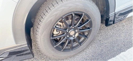 スタッドレス中古タイヤ　ホイール付き　２０１９年製　40週製造