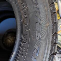 最終値下げスタッドレスタイヤ　205/65R16　4本セットの画像