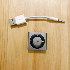 【美品】Apple iPod shuffle 2GB スペースグレーの画像