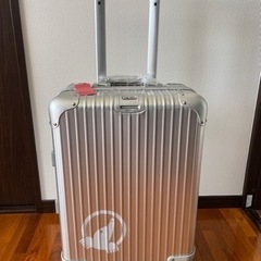 ホンマキャリーケース(機内持ち込み可能サイズ)　シルバー 40Lの画像