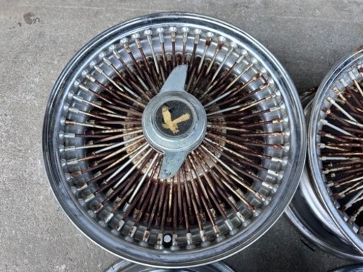 車のパーツ Wire Whels 15x7J Center Lock