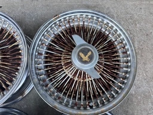 車のパーツ Wire Whels 15x7J Center Lock