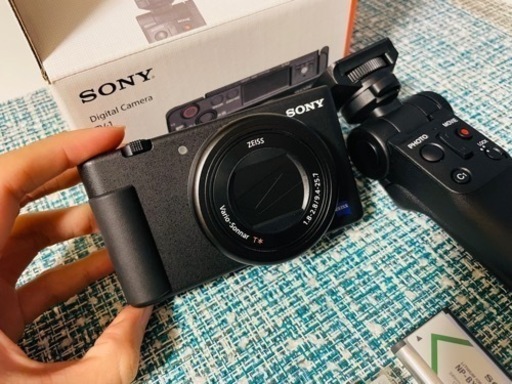 Sony ZV-1 、ほぼ新品