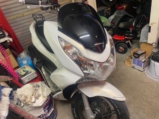 ホンダ PCX125 JF28 パール 純正部品 欲しいパーツある方！