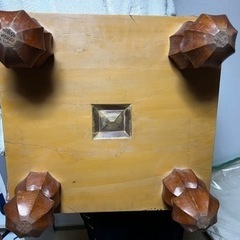 碁盤 しっかり思い木製 インテリアにも 碁石つきの画像